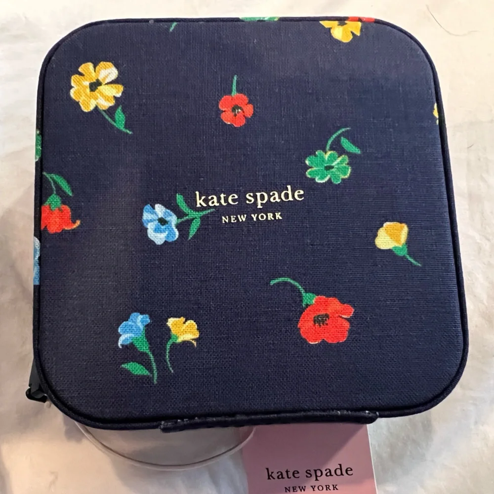 Kate Spade Jewelry/Travel Organizer - Navy Floral - NWT - Picture 1 of 7